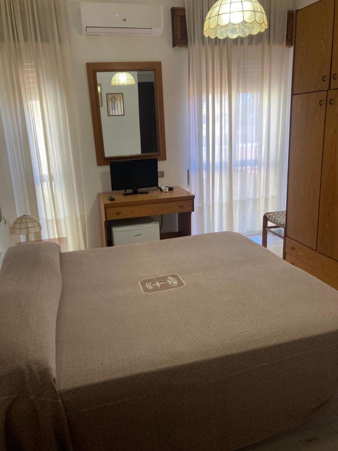 Hotel L'Ancora La Caletta Kültér fotó